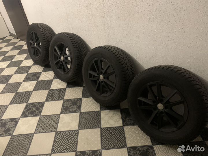 Колеса на volkswagen tiguan r16