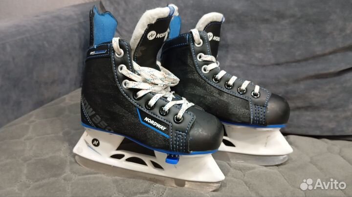 Хоккейные коньки детские
