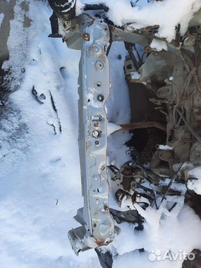 Панель радиатора Chevrolet spark m200