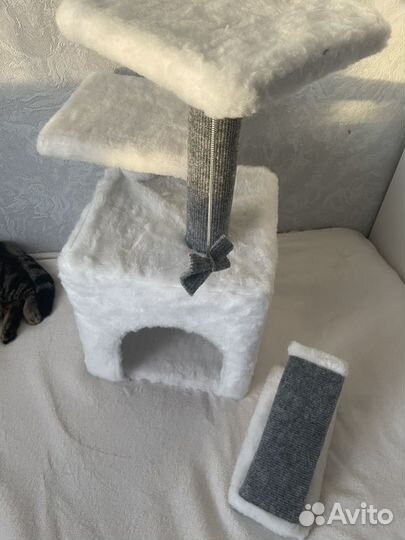 Домик для кошки с когтеточкой