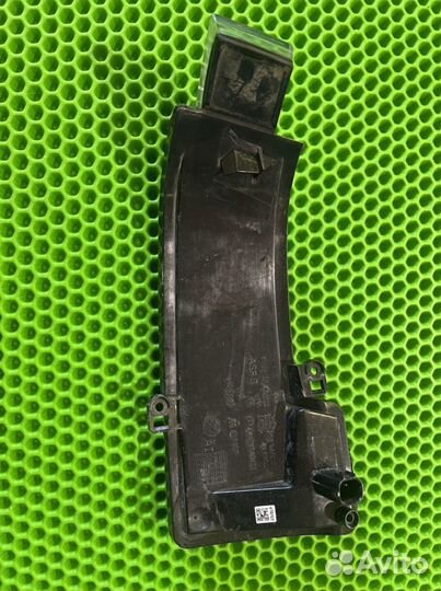 Поворотник зеркала Мерседес мл 166 w166