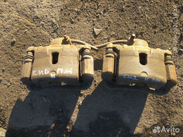 Суппорт тормозной передний на Киа Сид 2015 год