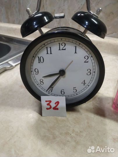 Часы настольные СССР б/y раб состояние