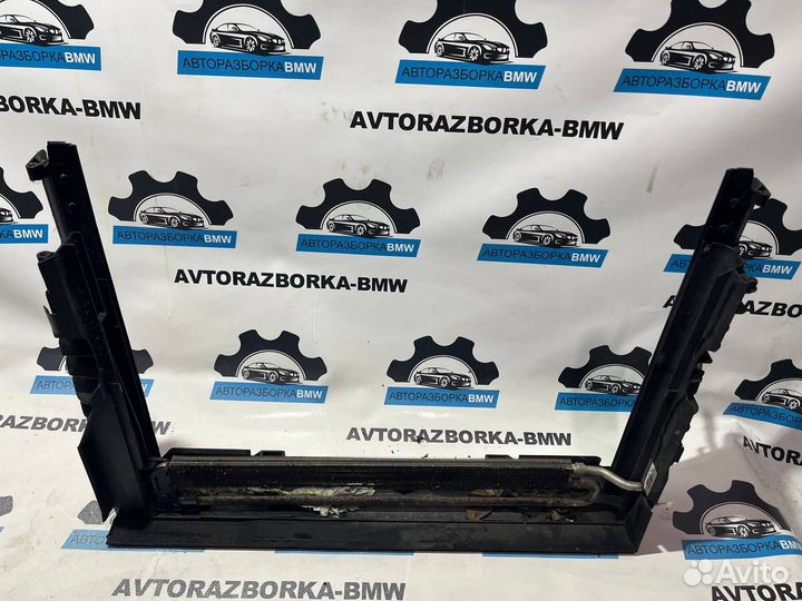 Рамка радиатора BMW 5-серия E60