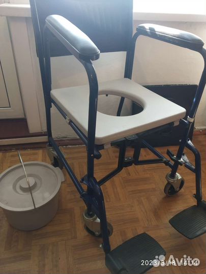 Коляска для инвалидов