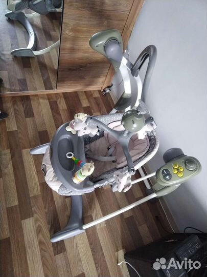 Детские электронные качели graco