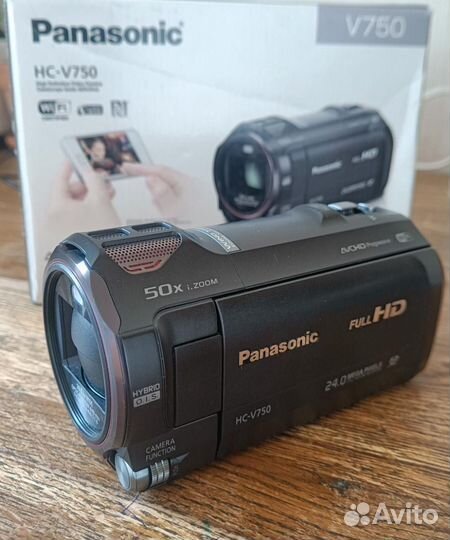 Видеокамера Panasonic HC-V750