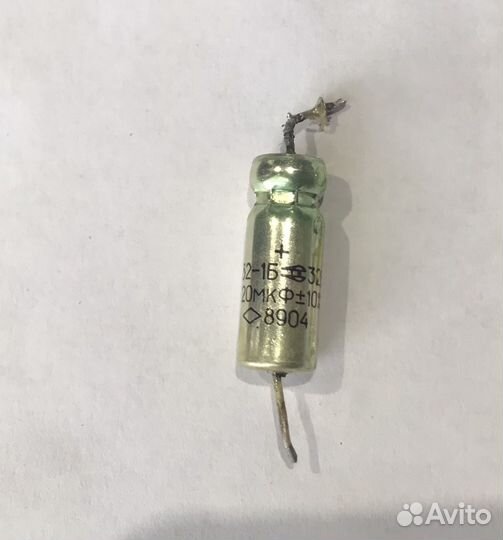 Конденсатор К52-1б 32в-220мкф -10%