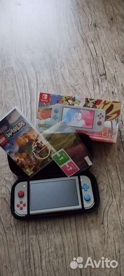 Nintendo Switch Lite Zatian&ZamazentaEdition