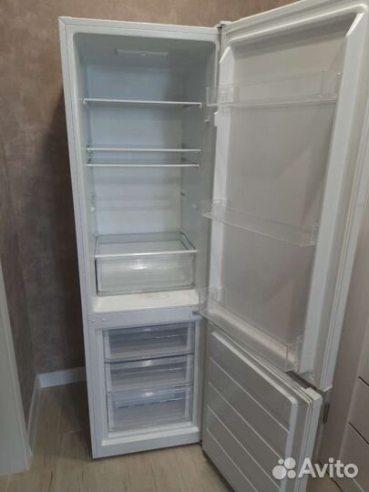 Холодильник бу Leran