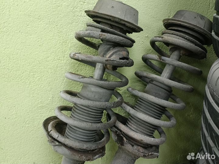 Пружины передние passat b3