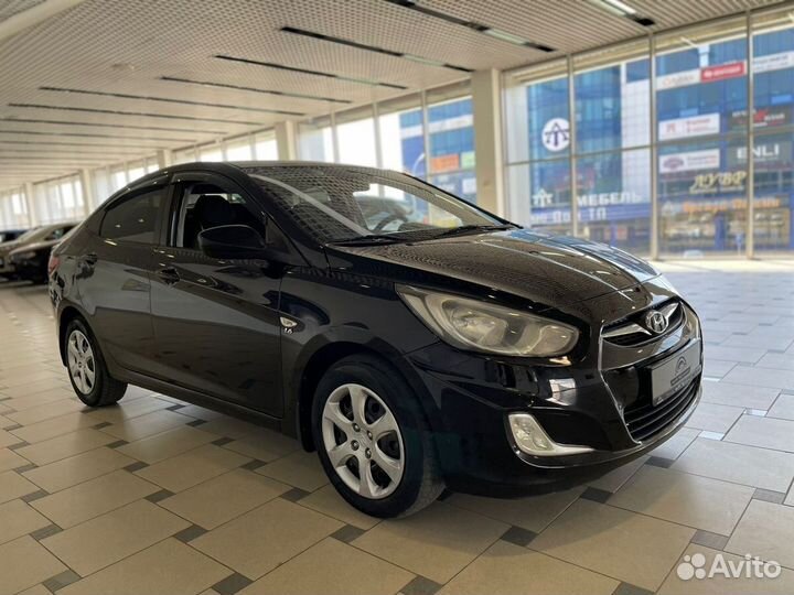 Hyundai Solaris 1.6 AT, 2011, 219 802 км