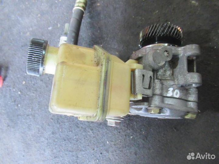 Насос гидроусилителя руля Mazda MPV LW 2000 RF5C