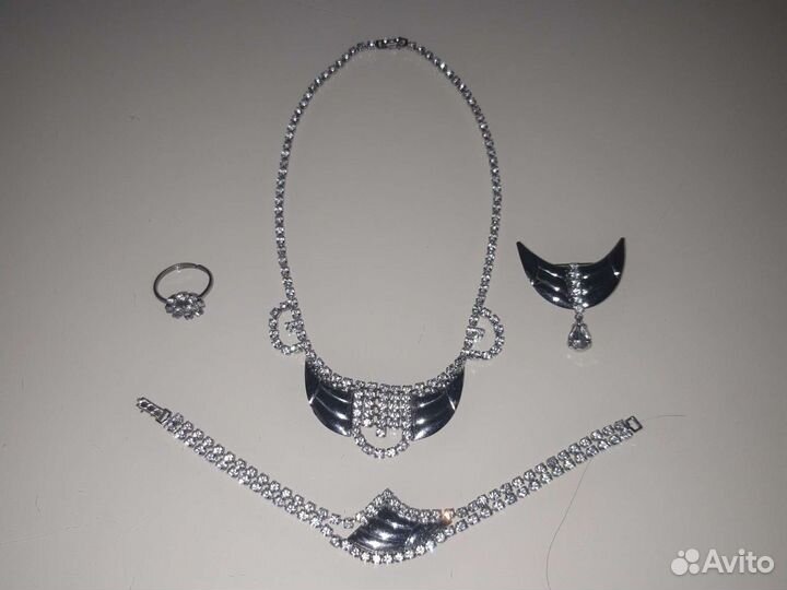 Комплект бижутерии. Яблонекс. Чехословакия