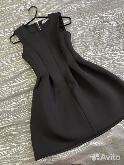 Pull and bear платье