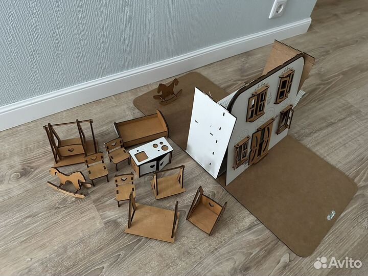 Кукольный домик