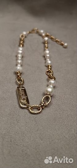 Чокер с цепями и жемчугом