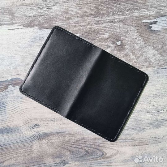 Обложка на паспорт ручной работы