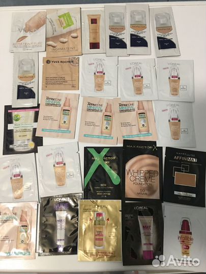 Пробники тональных кремов и полные версии их