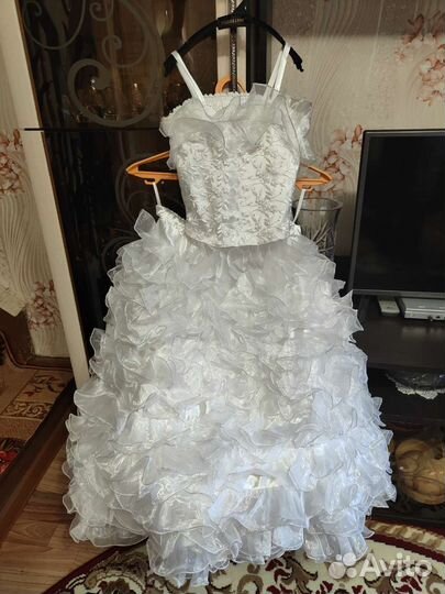 Выпускное платье на девочку