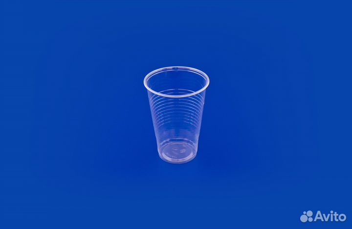 Одноразовые стаканы с крышкой