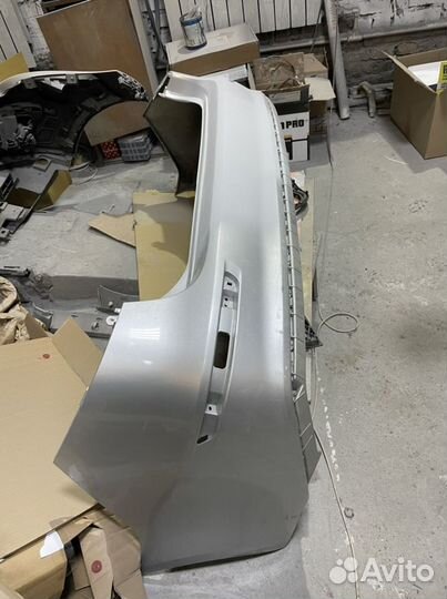 Задний бампер