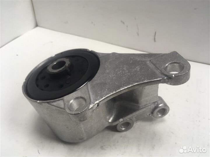 Опора кпп Volksawagen Transporter T4 (1991-2003)