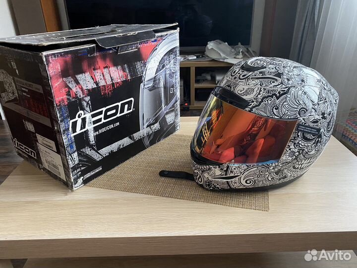 Продам шлем Icon Airmada