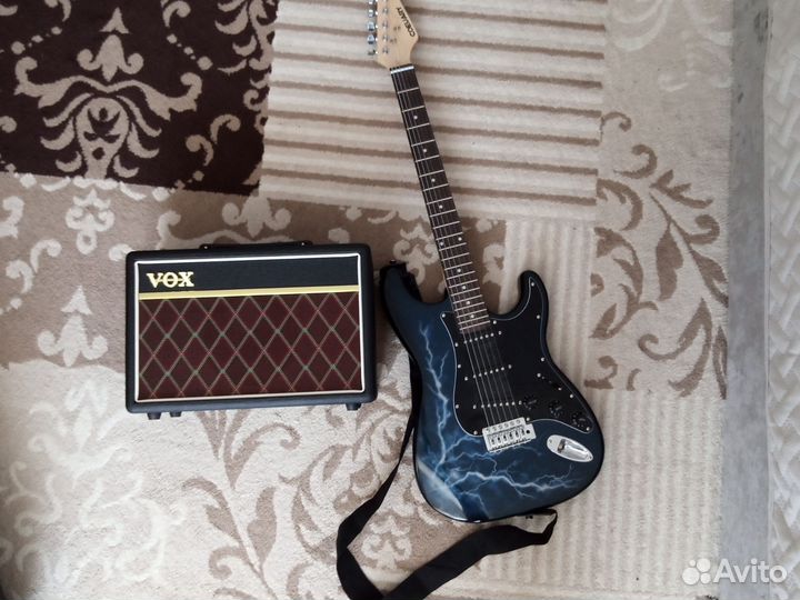 Электрогитара с комбиком (новое)