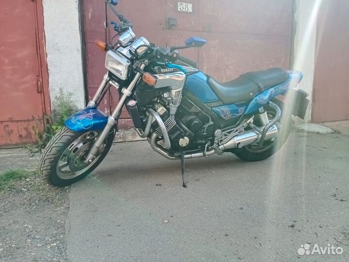 Yamaha FZX 750