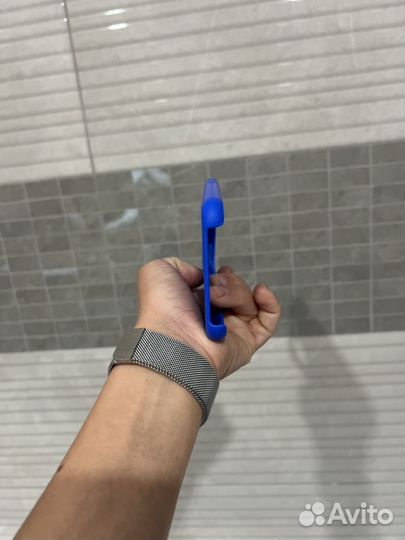 Силиконовый чехол на iPhone 11, синий