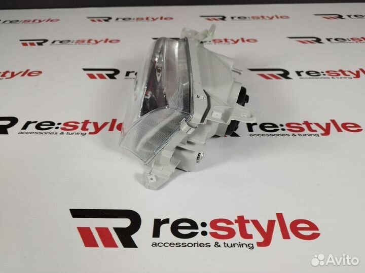 Фара Toyota Corona Premio 210 98-01 Левая N2311