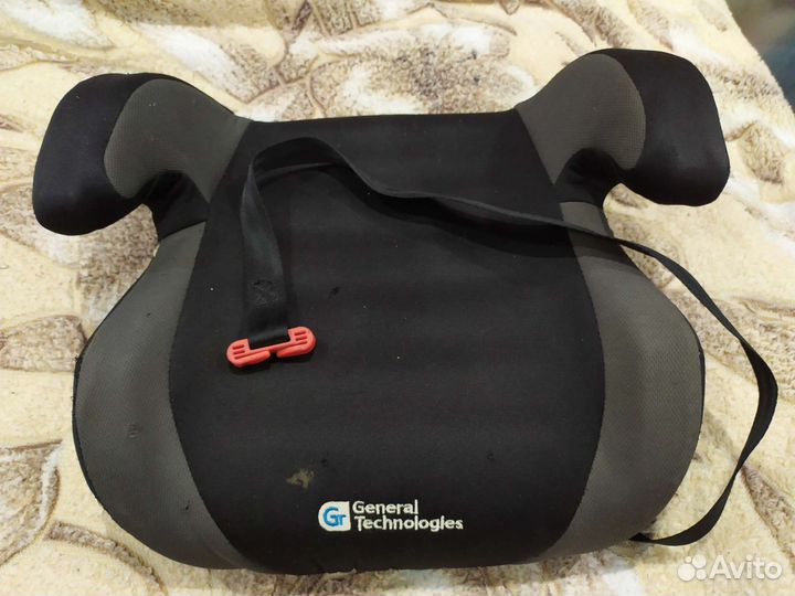 Детский бустер автомобильный