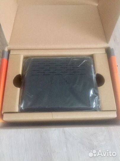 Роутер D-Link DES 1005A