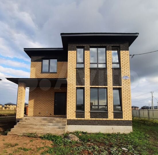 Дом 148 м² на участке 8 сот.