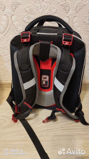 Школьный рюкзак