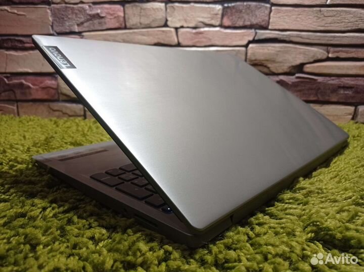 2021г Мощный Lenovo Core i5-10035G1 8Gb SSD FullHD