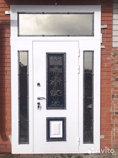 Входная дверь