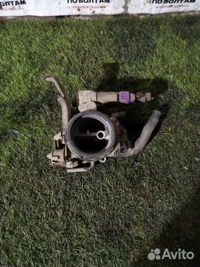 Дроссельная заслонка Nissan Primera 1994