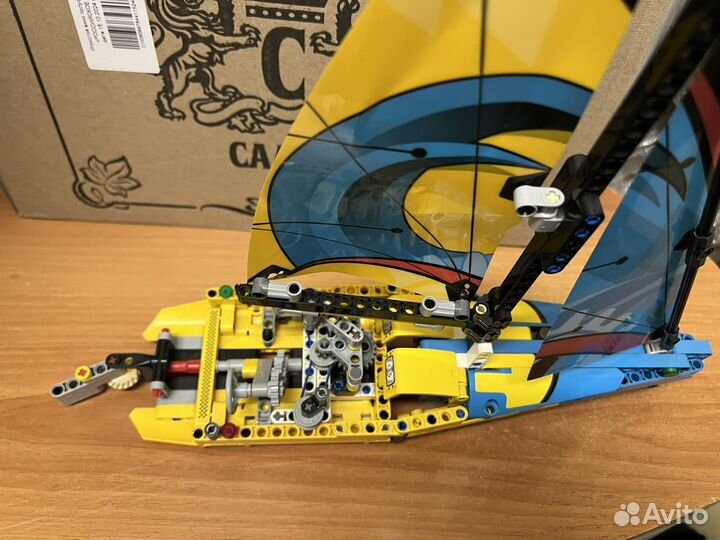 Lego Technic 42074 (Гоночная Яхта ) Оригинал