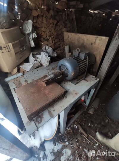 Дровокол винтовой