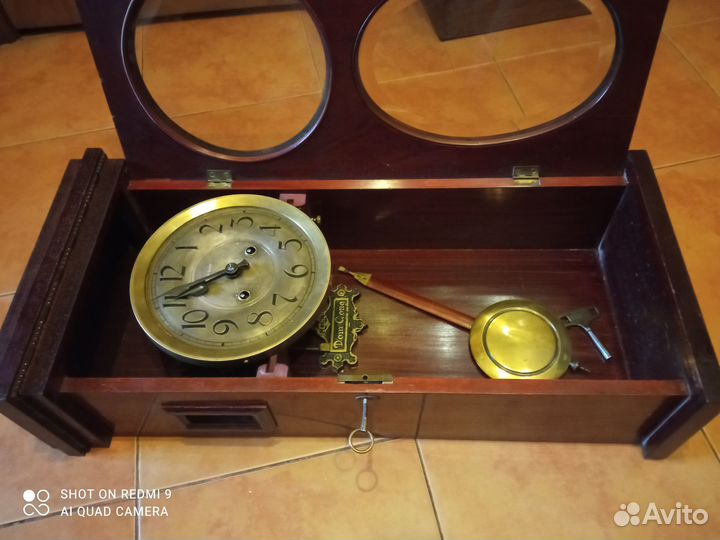 Часы старинные настенные с боем 