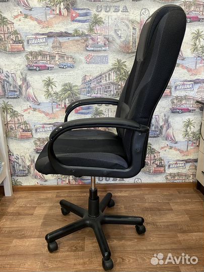 Компьютерное кресло