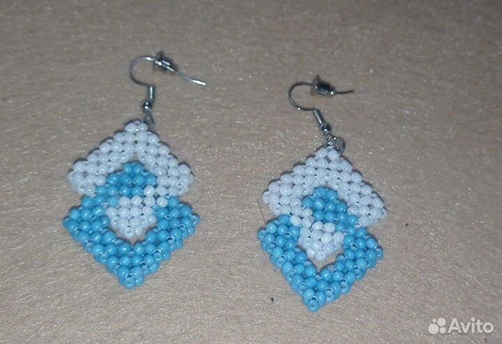 Украшения из бисера на заказ