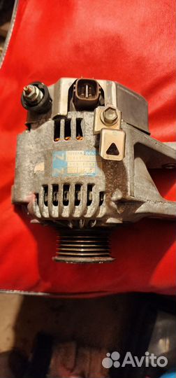 Компрессор кондиционера Toyota и генератор