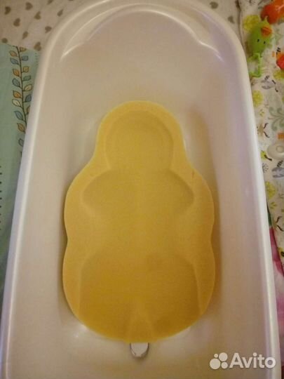 Ванночка для купания с горкой