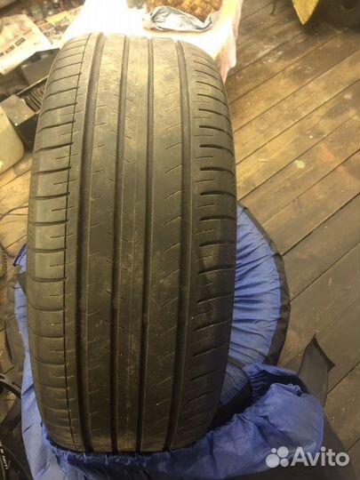 Yokohama BluEarth-Van RY55 225/55 R17