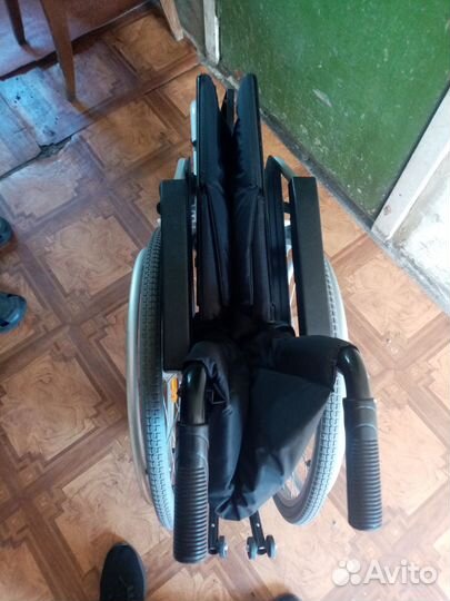 Коляска инвалидная