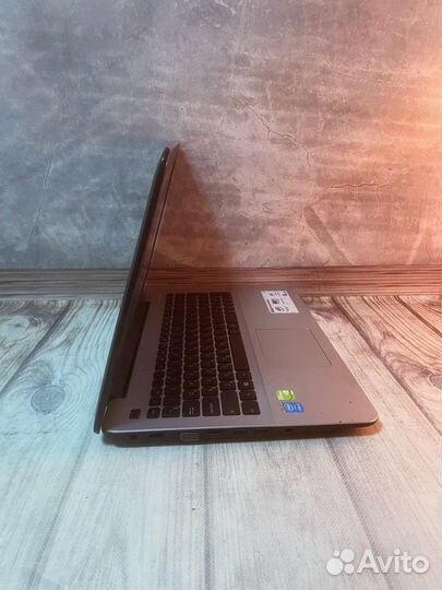 Игровой ноутбук Asus / Cоrе i5 / 120gb SSD