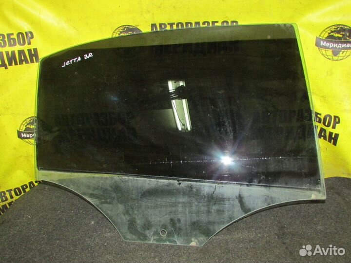 Стекло Двери задней правой VW Jetta VI